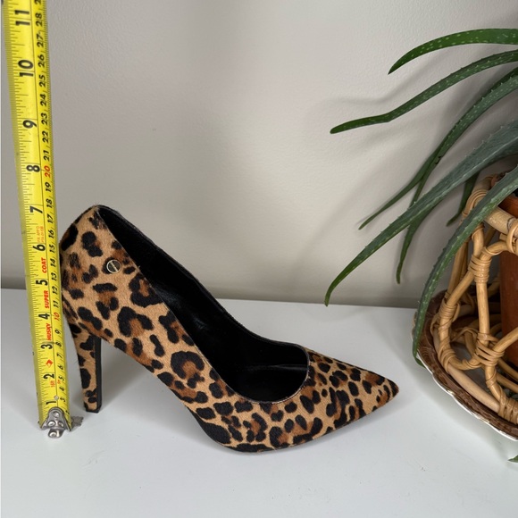 Calvin Klein Leopard Print Calf Hair Pumps Size 10 Pointed Toe Heels - Picture 11 of 12